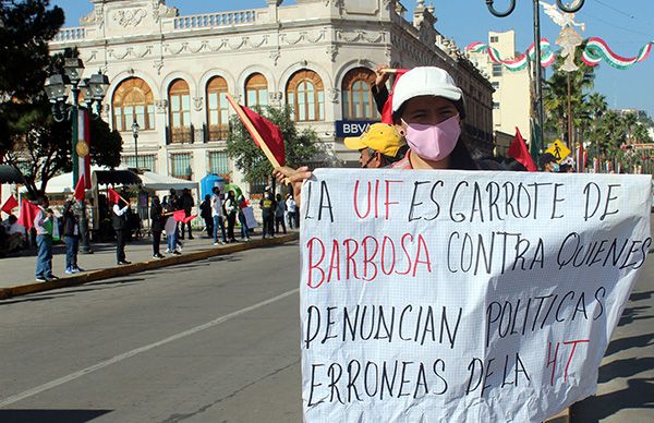 Duranguenses gritan alto a la persecución política en Puebla