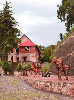 Ni los pueblos mágicos de Hidalgo se salvan de la marginación