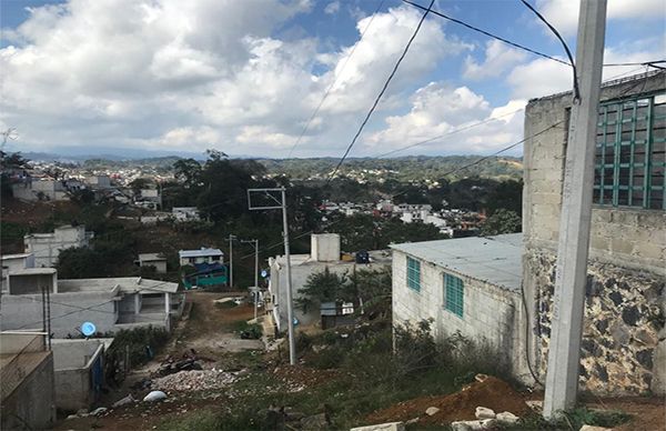 Colonos antorchistas de Xalapa, logran ampliación de red eléctrica