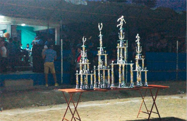 Antorcha RTC y UNIDOZ reconocen talento de futbolistas de Zumpahuacán