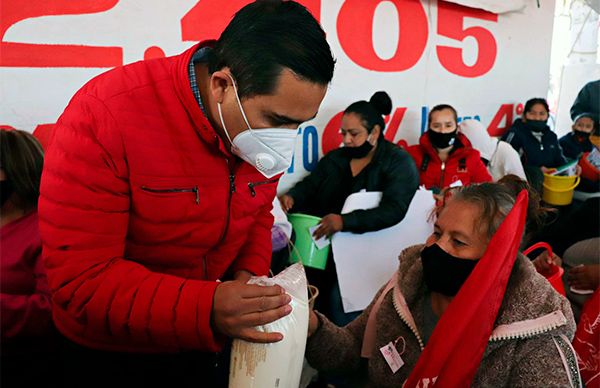 Chimalhuacanos logran reabastecimiento de leche Liconsa