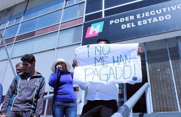Gobierno de Hidalgo engaña a docentes; pospone audiencia
