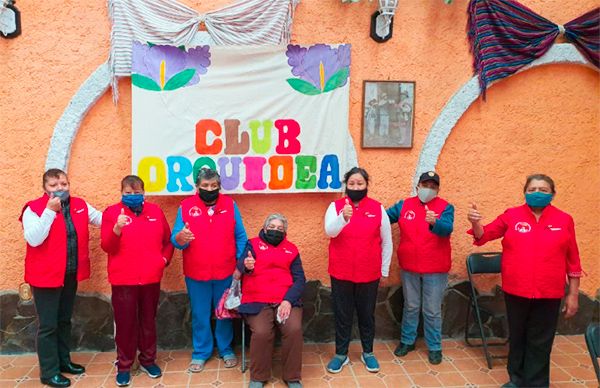 Antorcha abriga a adultos mayores de La Paz