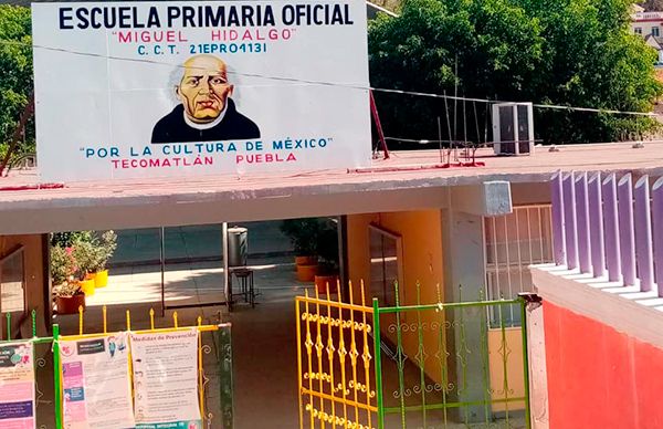 Mejora ayuntamiento de Tecomatlán espacios educativos