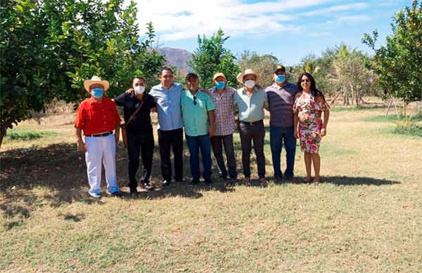 Van líderes antorchistas de Tierra Caliente por fertilizante