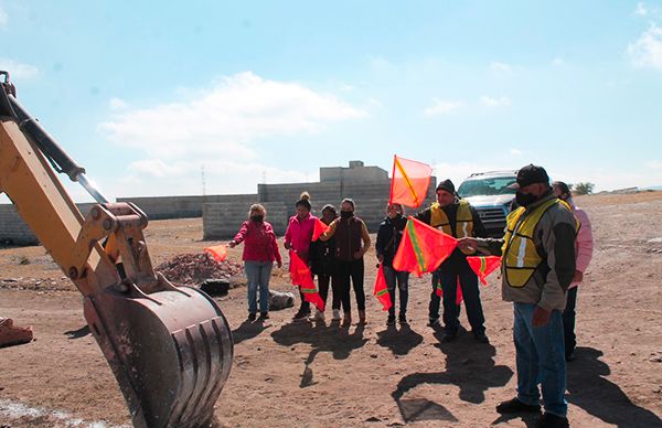 Arranca construcción de drenaje sanitario en Charcas