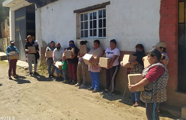 Familias vulnerables de Pátzcuaro reciben despensas gracias a Antorcha