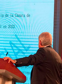 López Obrador y Morena llevan a México a la peor crisis económica