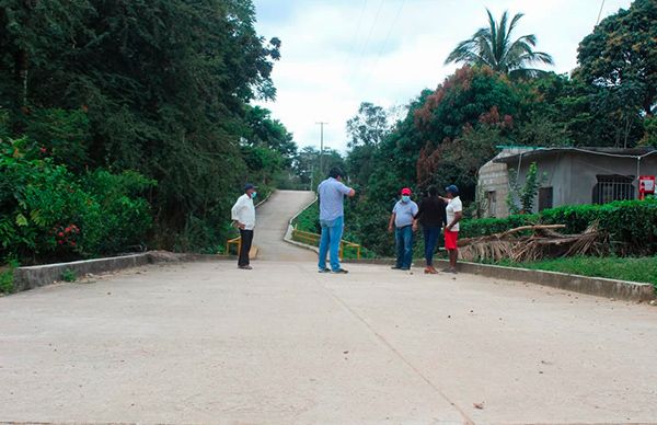 Recorren antorchistas hogares de Ramos Millán en busca de demandas sociales