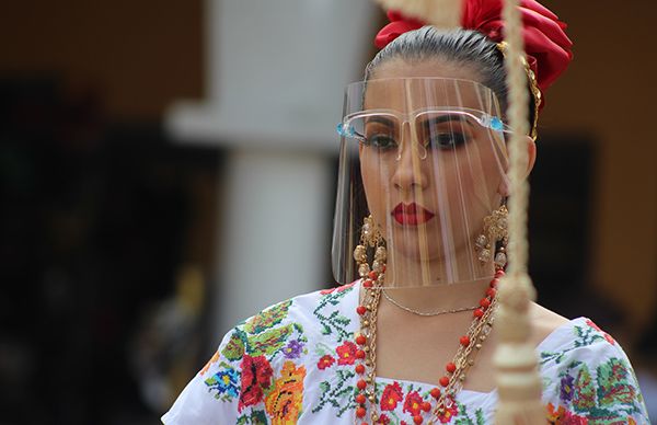 Bailarines yucatecos presentes en Espartaqueada virtual