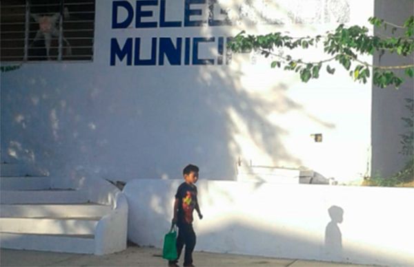 Inicia gestión para apertura de una escuela primaria en pueblo de Acapulco