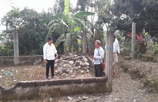 Antorchistas realizan recorrido de inicio de obras