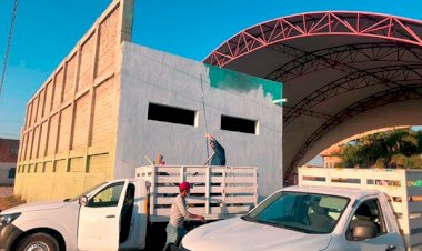 Avanza restauración de cancha en Prados de Santa Lucía