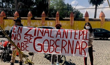 Colonos de Zinacantepec protestan con cadena humana