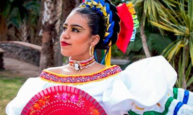 Antorcha rendirá homenaje al folclor del norte de México