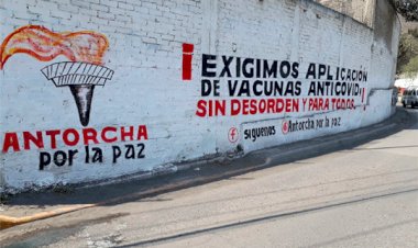 Familias de Los Reyes La Paz exigen vacunas