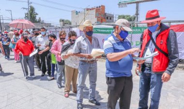 Chimalhuacán aplica 11 mil vacunas en su segundo día de actividades: alcalde Tolentino Román