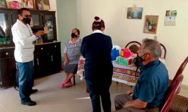 Chimalhuacán aplica programa de vacunación contra covid-19 para adultos mayores