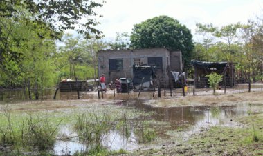 Más de 50 mil tabasqueños afectados por inundaciones piden ayuda