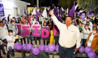 Aspira Isidro Miguel Cruz a frenar migración con empleo