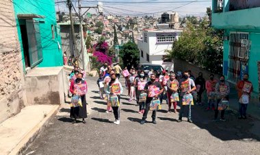 Antorcha entrega útiles escolares en Nicolás Romero