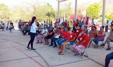 Antorcha Minatitlán presente en recorrido proselitista de 