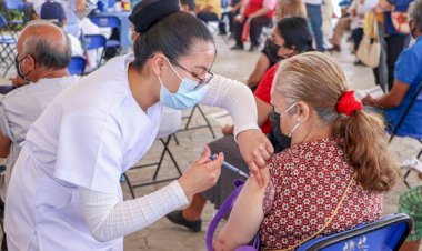 Día 2 de Vacunación en Chimalhuacán: alegría, orden y optimismo