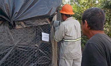 Gestión antorchista logra electrificación en Minatitlán