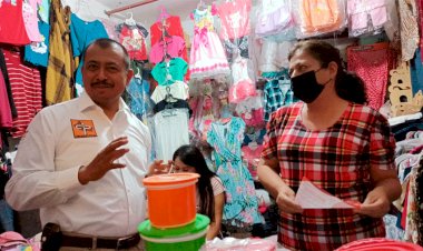 Ramiro Miguel Hernández promete financiar al comercio de Salinas