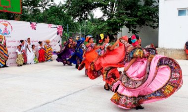 En Palenque celebran a las madres trabajadoras 