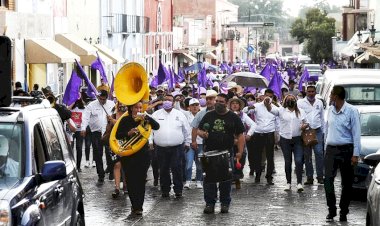 Cierra campaña Isidro Miguel con la promesa de gobernar Parras 