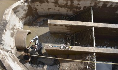 Refuerzan en Chimalhuacán trabajos de limpieza en la red de drenaje
