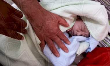En Chimalhuacán auxilian a mujer en parto fortuito