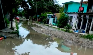 Fuertes lluvias provocan estancamiento de agua en la colonia Progreso