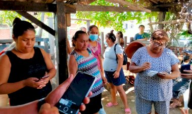 Antorcha capacita a comunidad de Manzanillo sobre uso de redes sociales