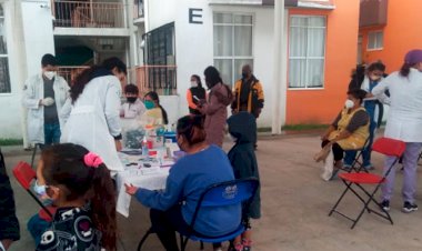 Antorcha lleva jornada de salud gratuita a Azcapotzalco