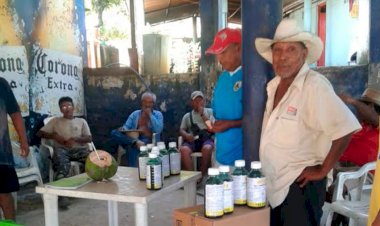 Se benefician con herbicidas campesinos del municipio de San Marcos