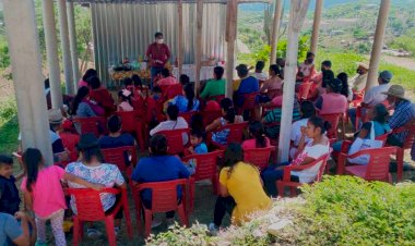 Encabeza dirigente antorchista reconocimiento de nueva colonia en Oaxaca
