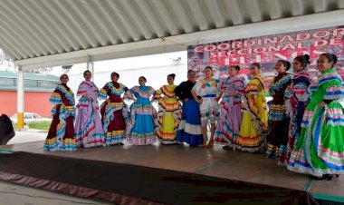 Brillan los Grupos Culturales en coordinadora antorchista de Toluca