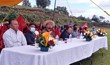Benefician en Ocuilan a campesinos con fertilizante de buena calidad