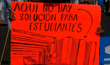 “Exigimos vacunas” gritaron  alumnos en la Ciudad de México