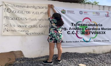 A través de redes sociales rechazan clases presenciales en Veracruz 