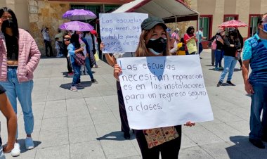 Por un regreso a clases seguro, se manifiestan maestros en Nicolás Romero