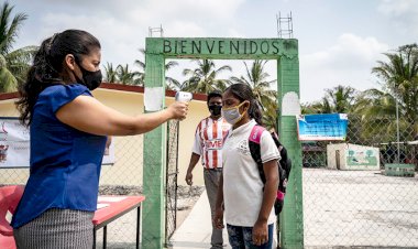 Gobierno federal abandona su papel rector y sacrifica a mexicanos