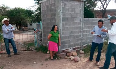 Contingencia, falta de empleos y de servicios públicos sufren en Santa María del Río