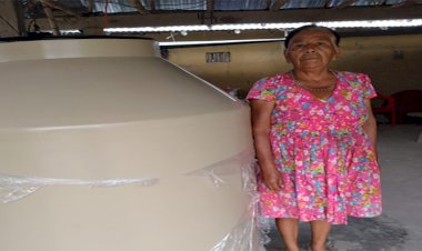Gestiona Antorcha captadores de agua para familias de Tantoyuca