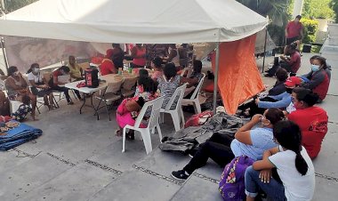 Suman antorchistas 9 días de plantón en Campeche e ignorados por el gobernador