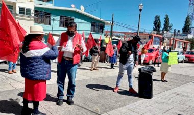 Campesinos revisan avance de demandas ante el Ayuntamiento de San Felipe del Progreso