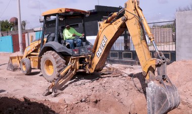 Ayuntamiento Antorchista mejora vida comunitaria en El Zacatón; construye drenaje 
