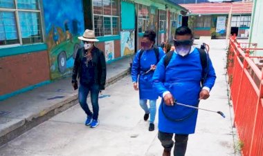 Continúa la sanitización de hogares en Los Reyes La Paz